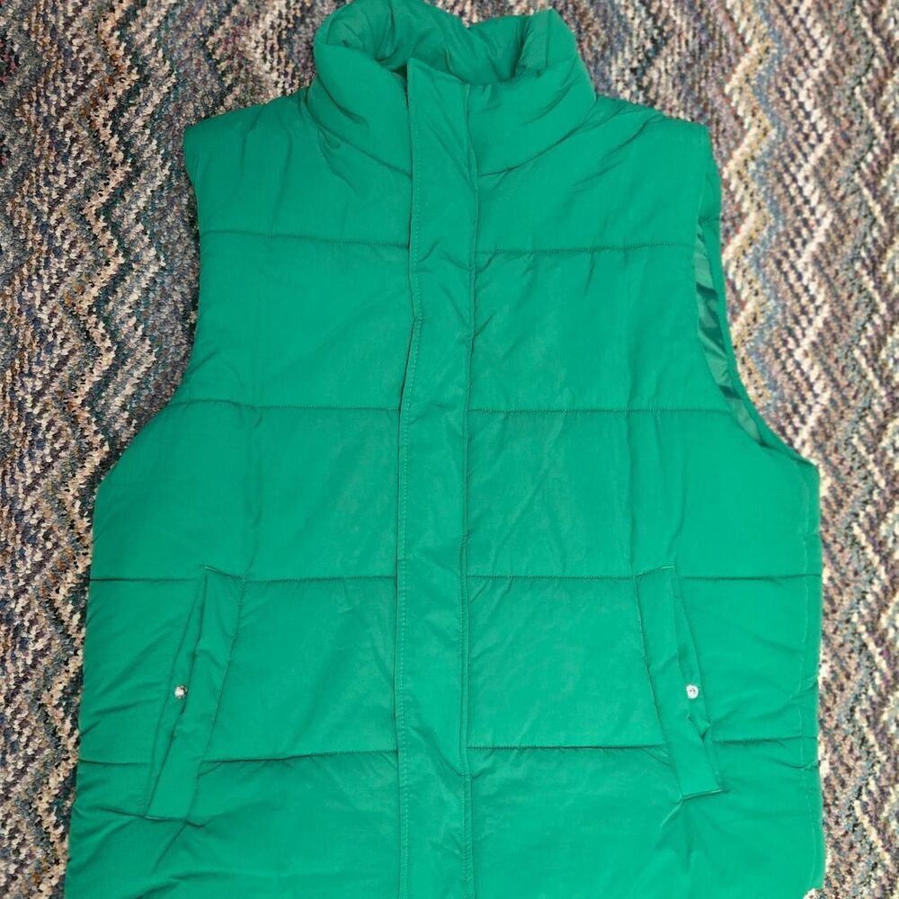 Forever 21 Green Puffer Vest